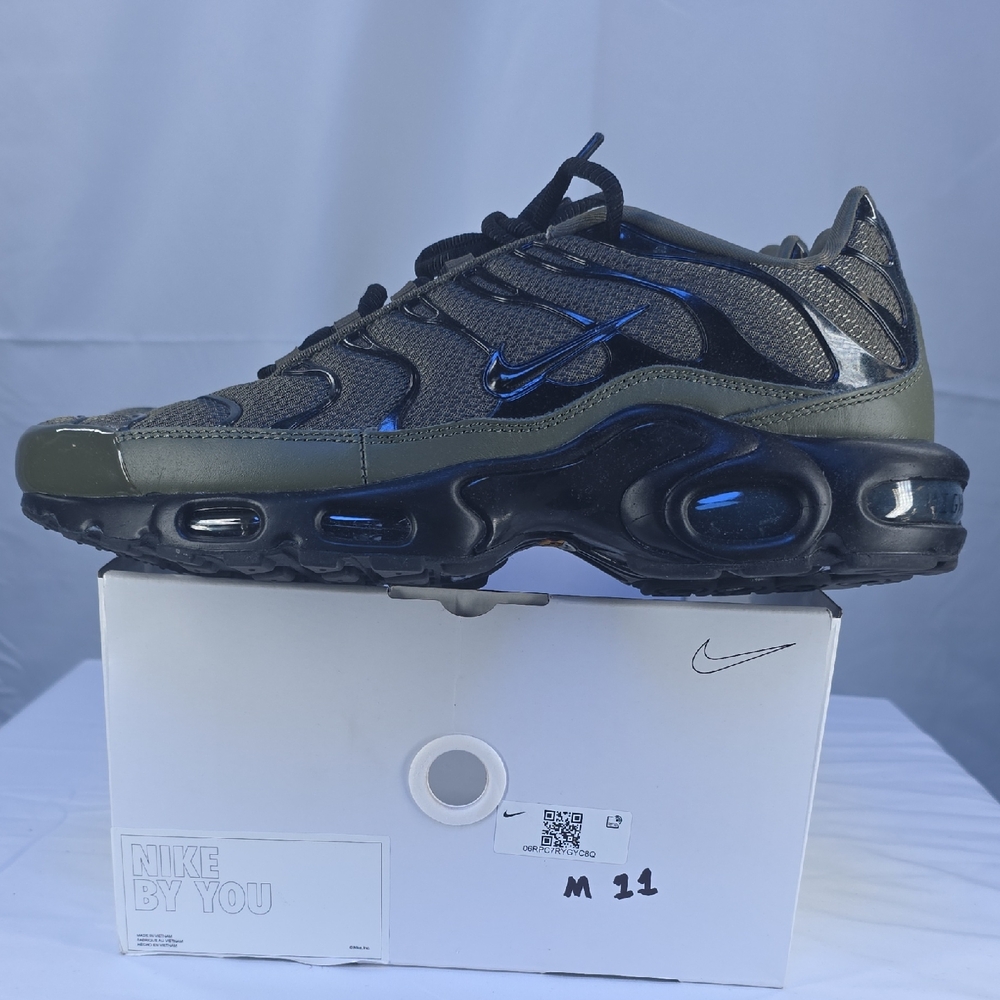 Nike CUSTOM Air MAX TN Olive